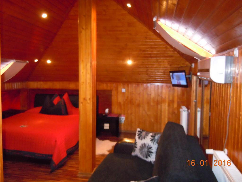 Pensiunea Marina Campina Exterior photo